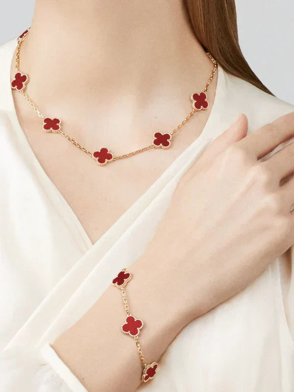 CLOVER | Scarlet Bracelet