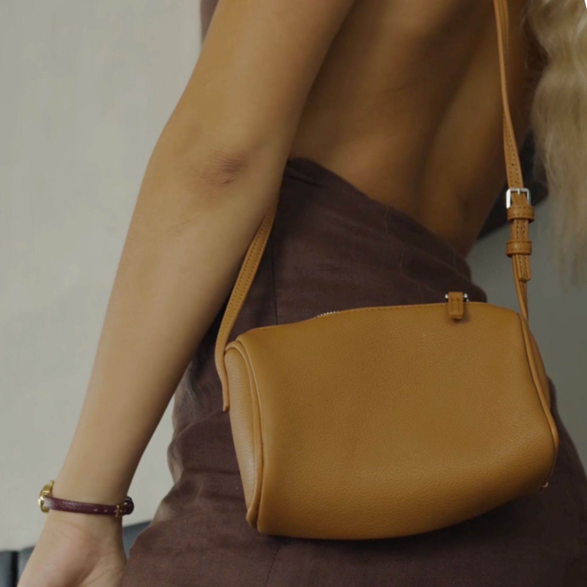 Khaki Maelle Curve Bag