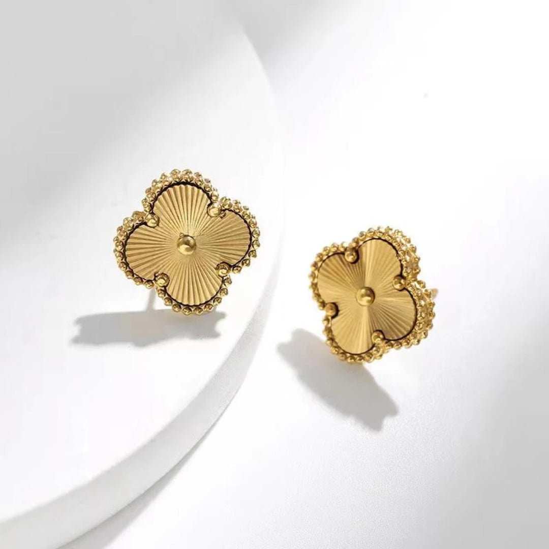 CLOVER | Elegant Gold Earrings