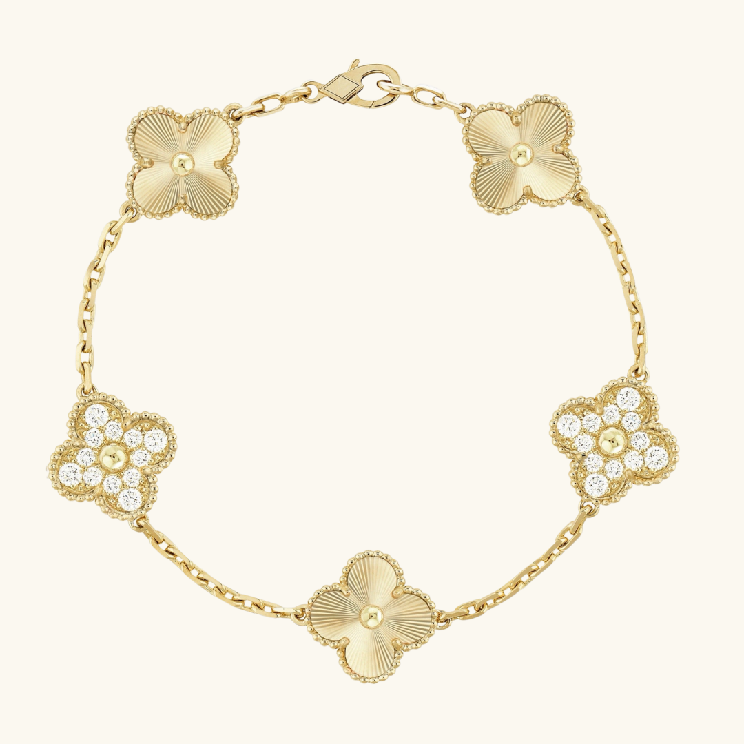 CLOVER | Prestige Gold Guilloché Bracelet