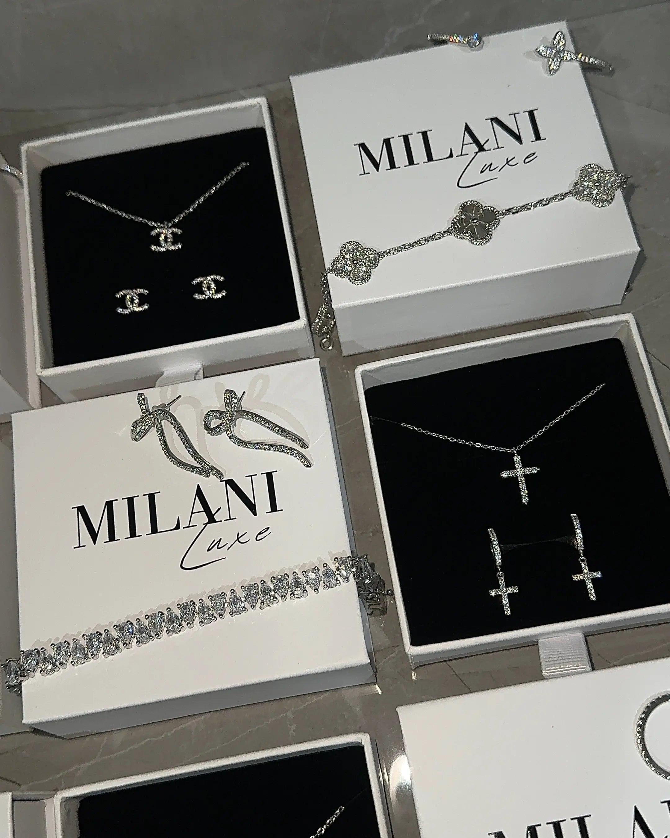 Silver Gina Necklace