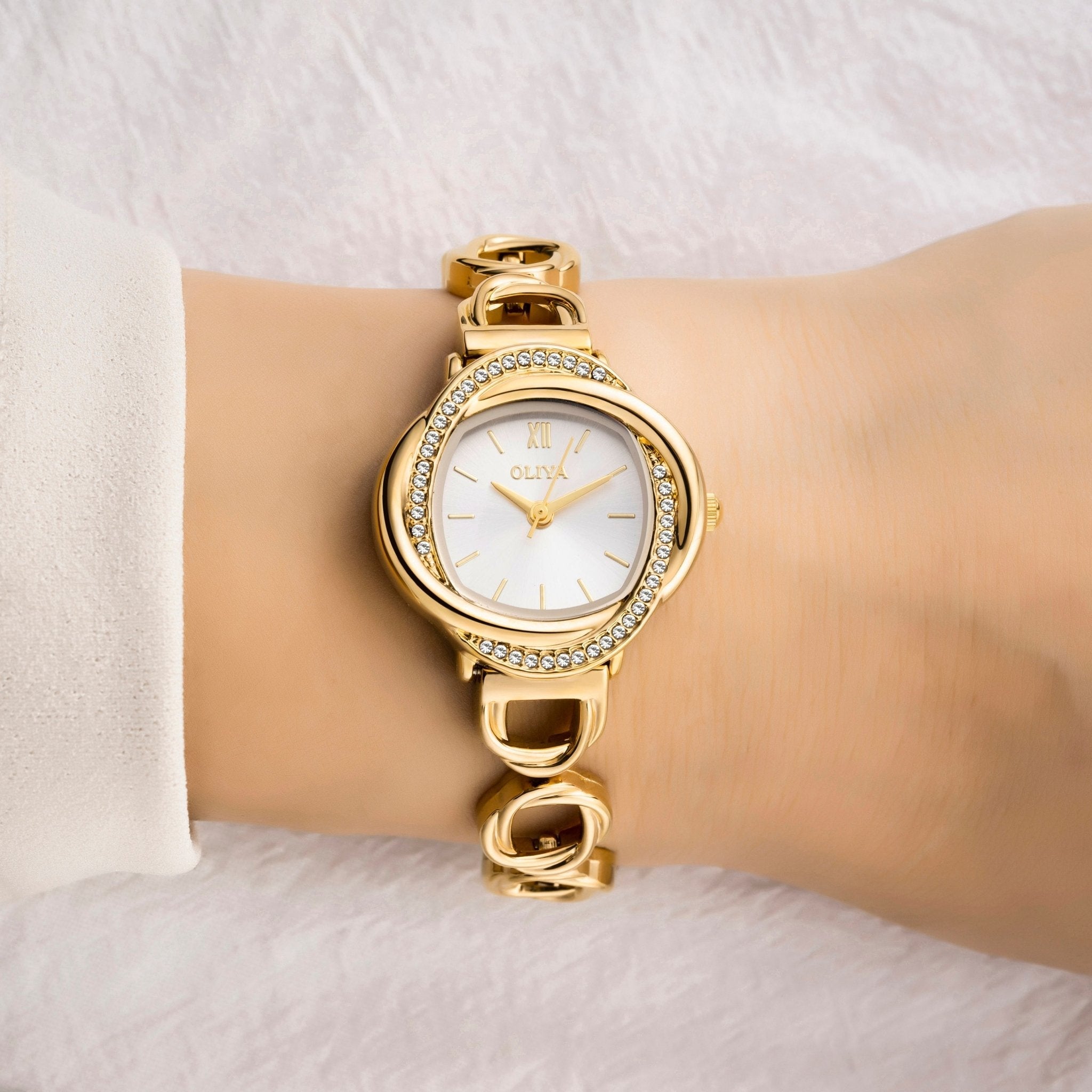 Golden Essence by Oliya