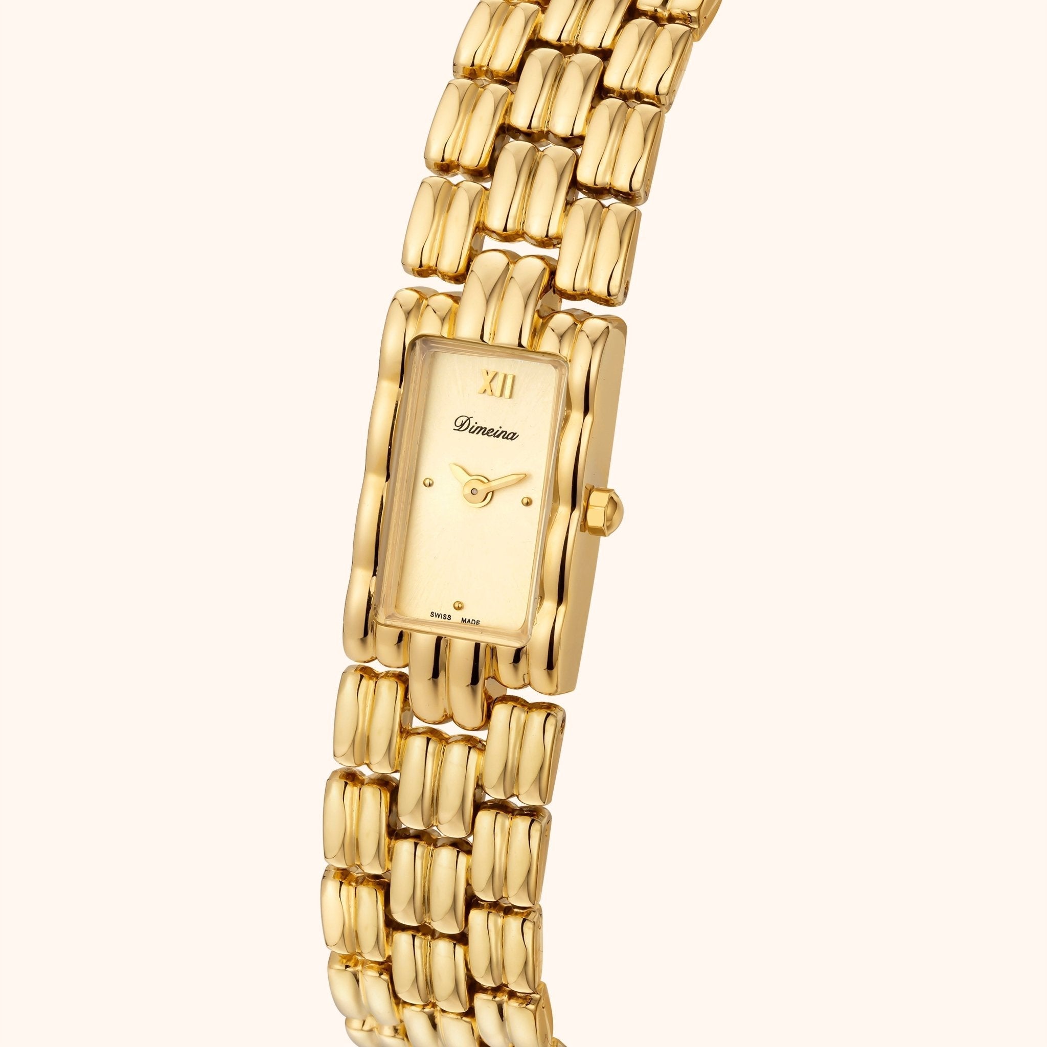 Yasmina in Elegant Gold
