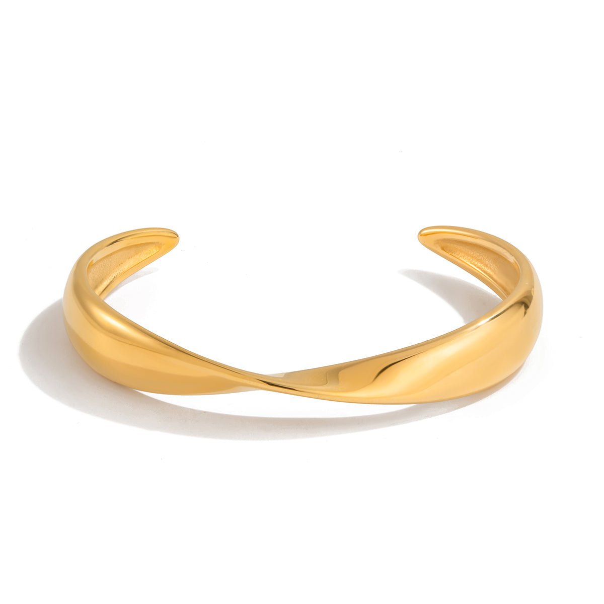 18K Gold Selene Wave Cuff Bracelet