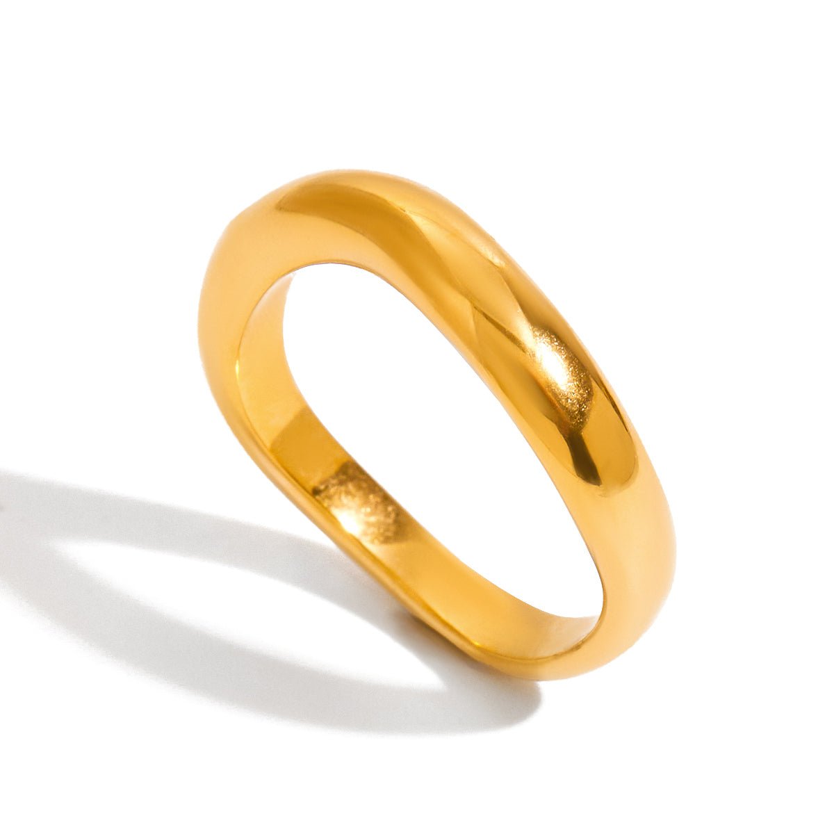 18K Gold Yvonne Golf Ring