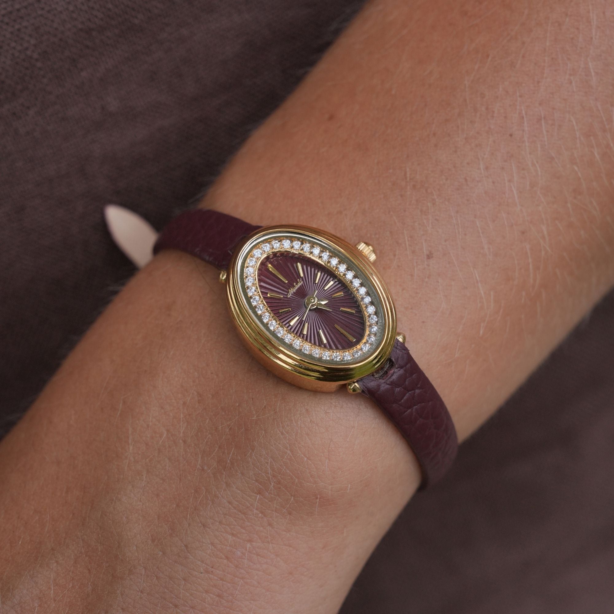 Livia | Gold Leather