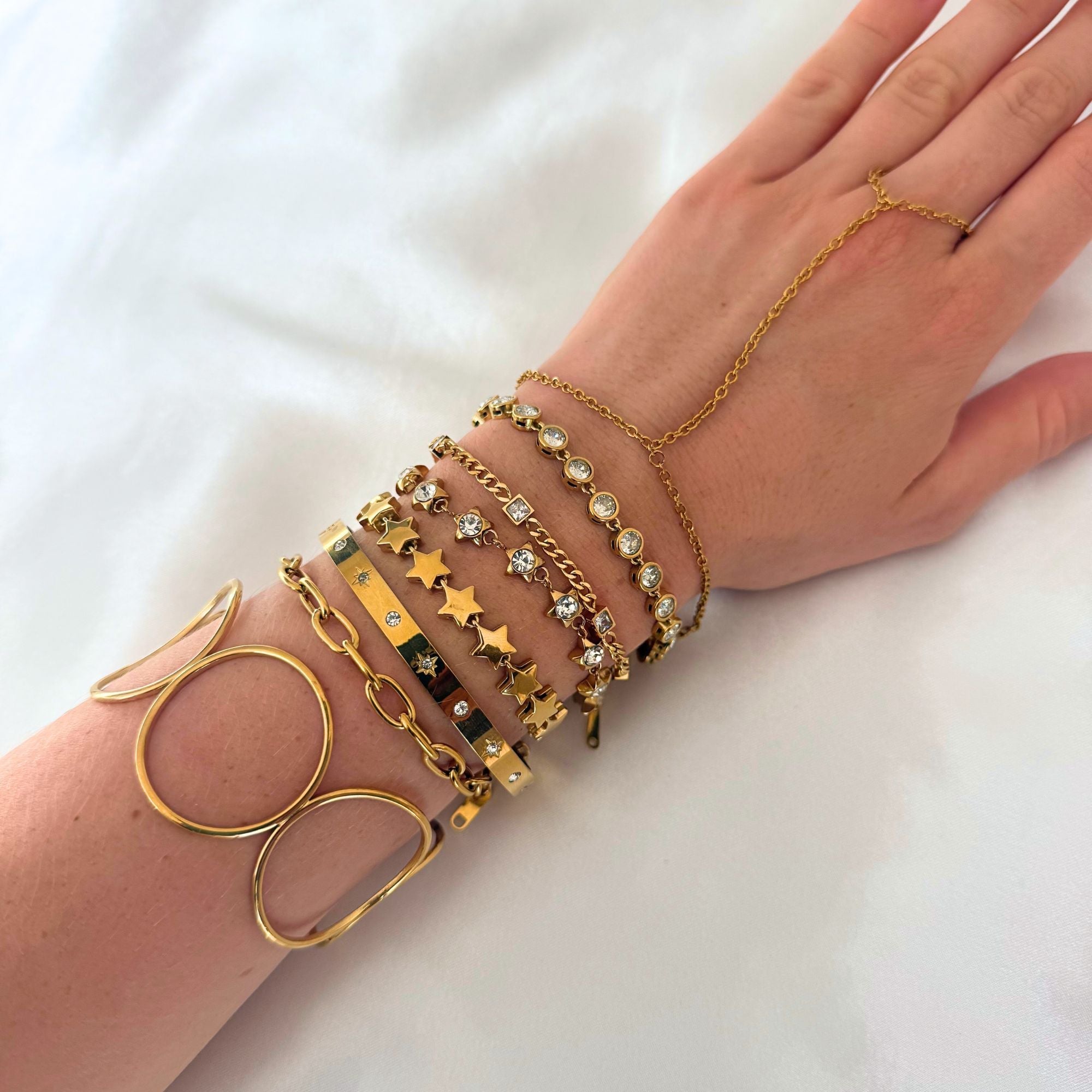 Celestine Star Bracelet in 18K Gold
