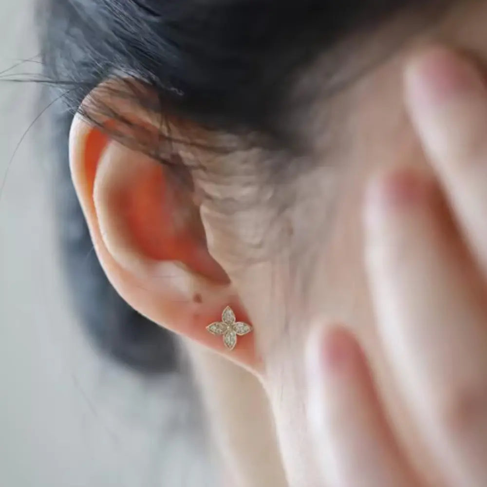 Nicole Stud Earrings