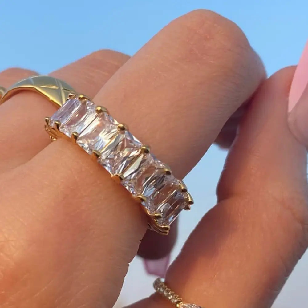 Safa Elegant Ring