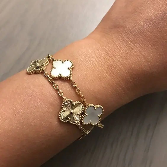 Gold Four-Leaf Clover Luck Bracelet