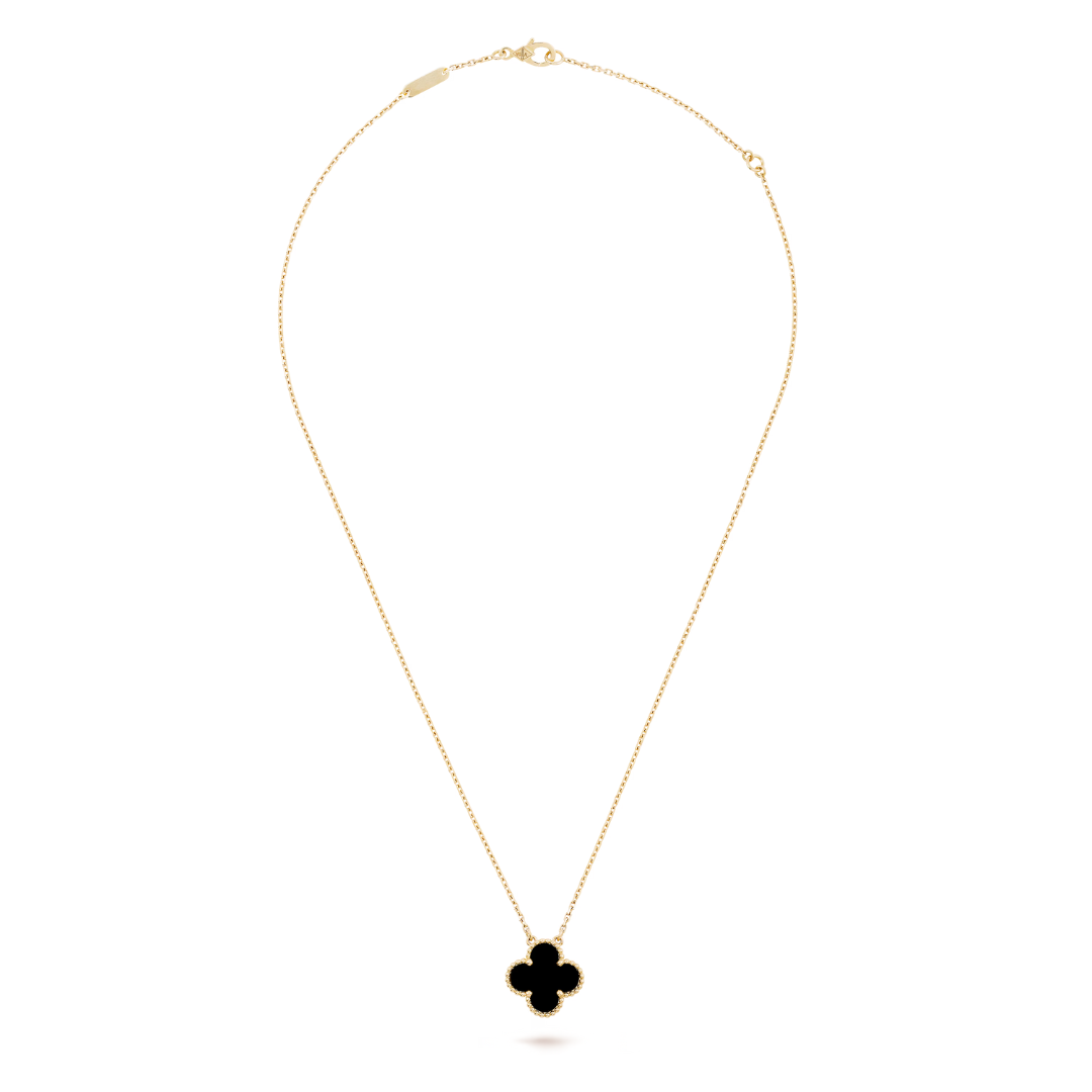 CLOVER | Elegant Black Necklace