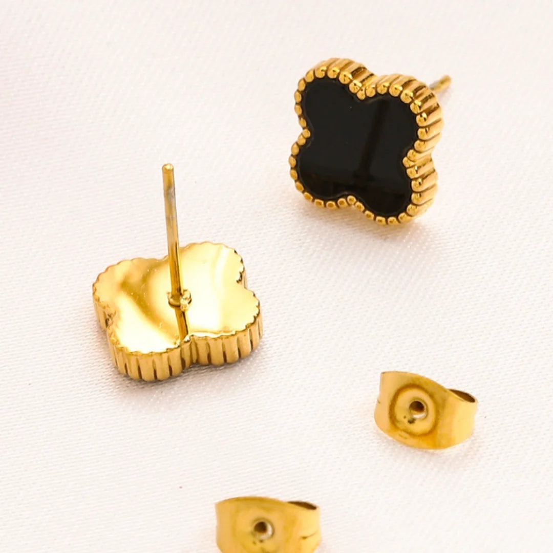 CLOVER | Elegant Black Earrings