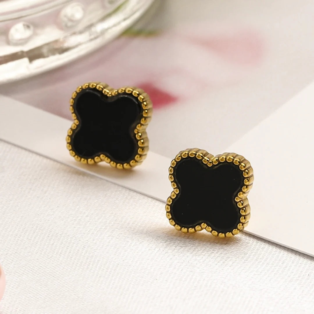 CLOVER | Elegant Black Earrings