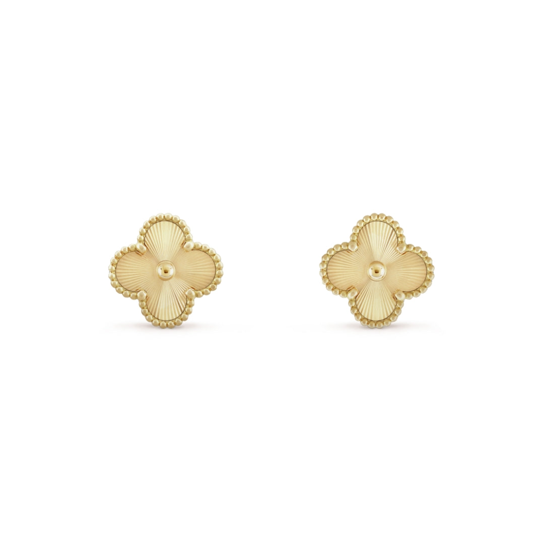 CLOVER | Elegant Gold Earrings
