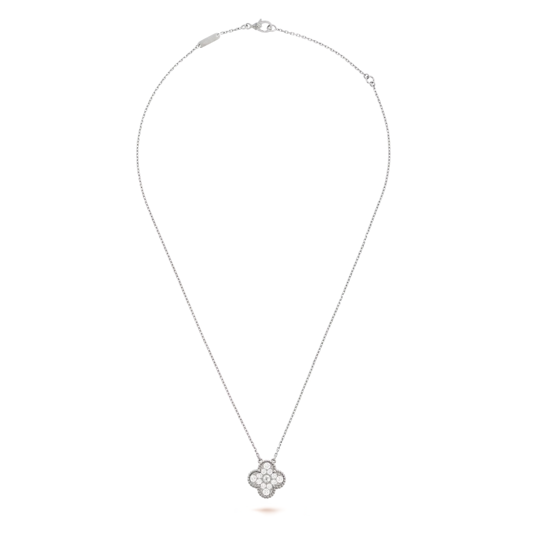 CLOVER | Silver and White Necklace