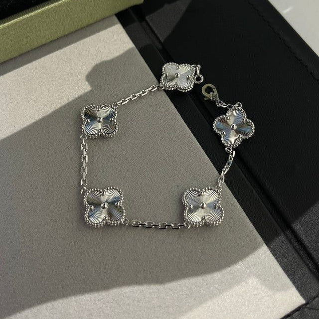 CLOVER | Sterling Silver Bracelet