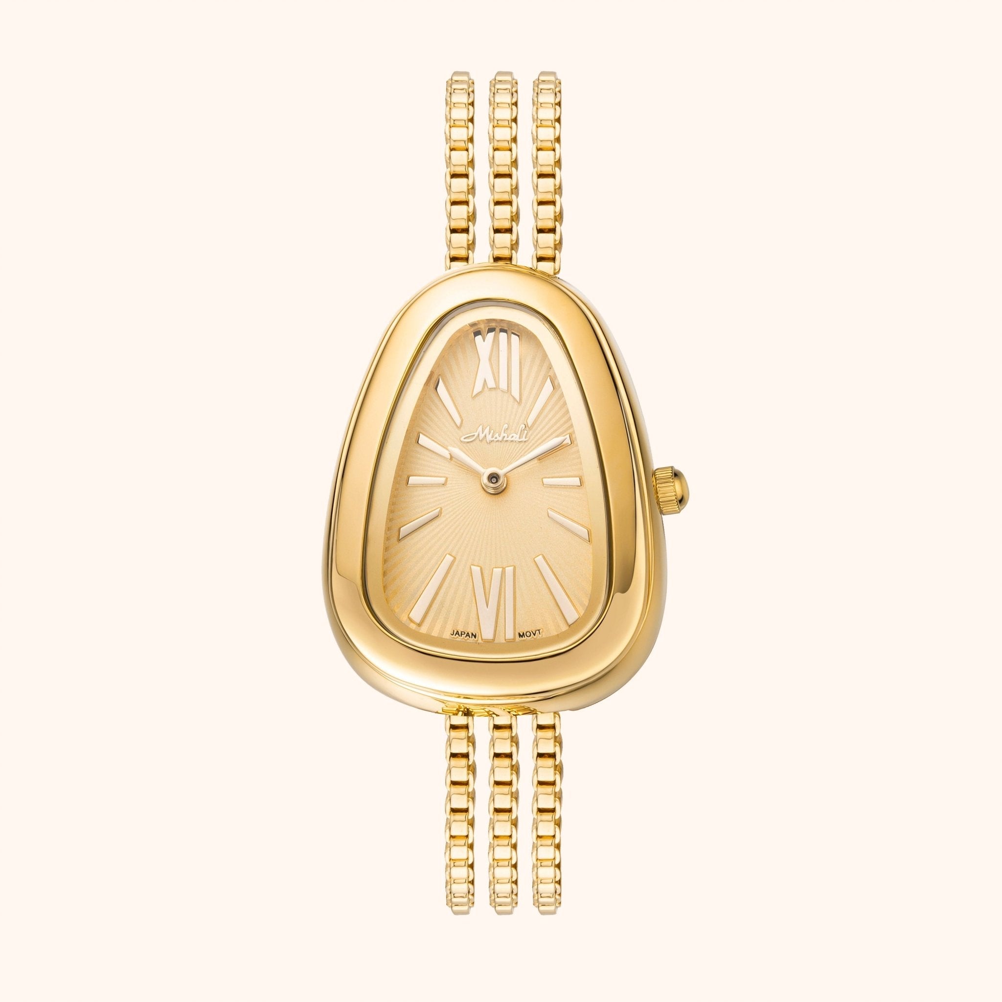 Serena in Gold