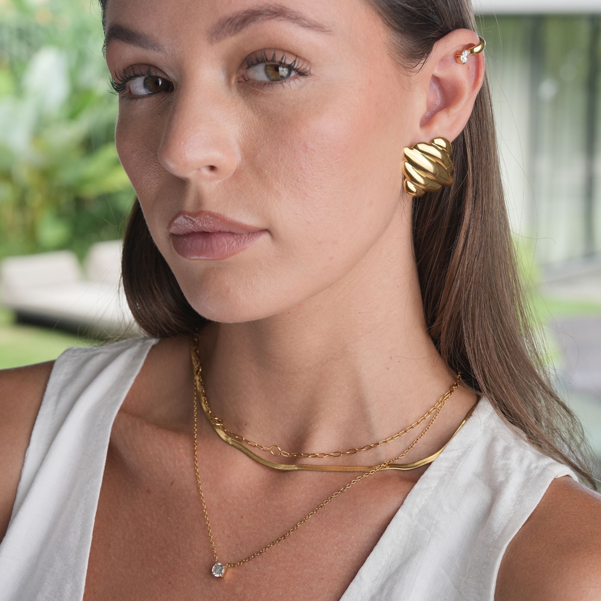 Azelora 18K Gold Ear Cuff