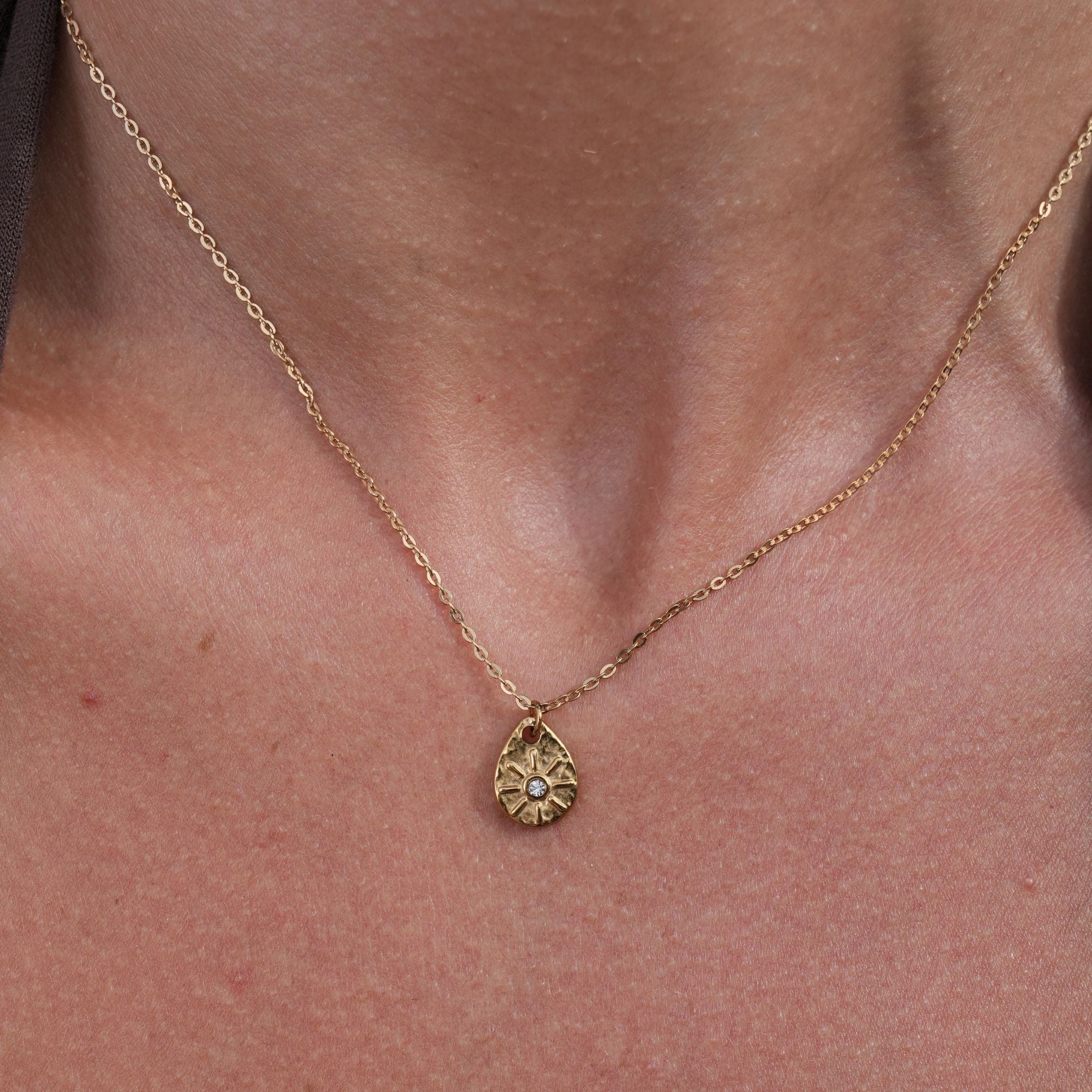 Evadelle Pendant Necklace