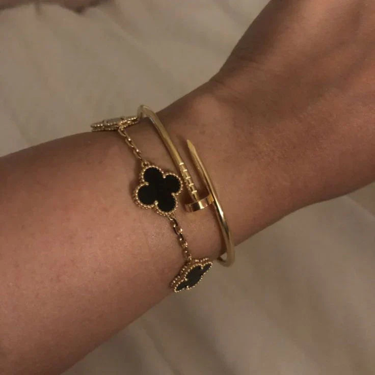 CLOVER | Black and Gold Bracelet
